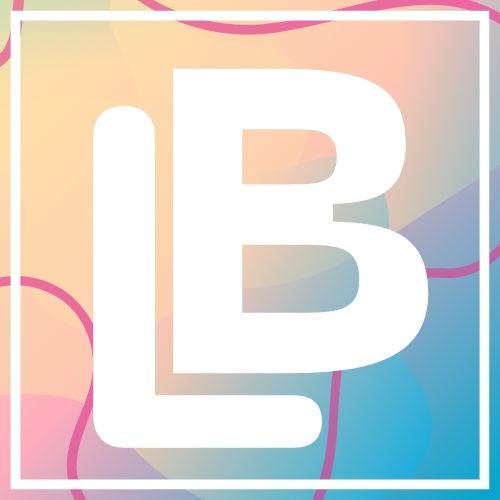 Chargée de développement, cheffe de projets, experte communication